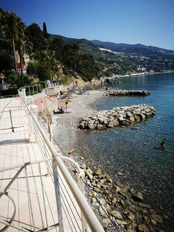 Residence Baia La Ruota Bordighera Exterior photo