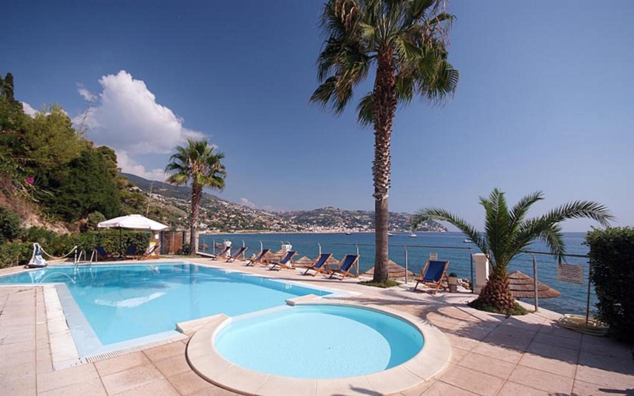 Residence Baia La Ruota Bordighera Exterior photo